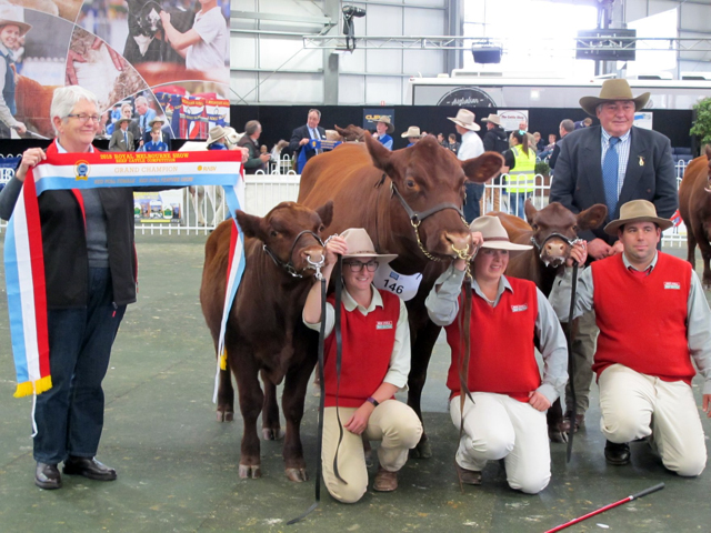 Stormley Lara
Helen McKenizne (NZ), Gemma Pickering, Lacey Kelleher, at right back - Judge Peter Cook (NSW)